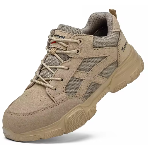 Chaussure en daim et maille kaki, vue de trois quarts