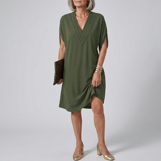Hailey | Robe élégante à col V et jupe fluide
