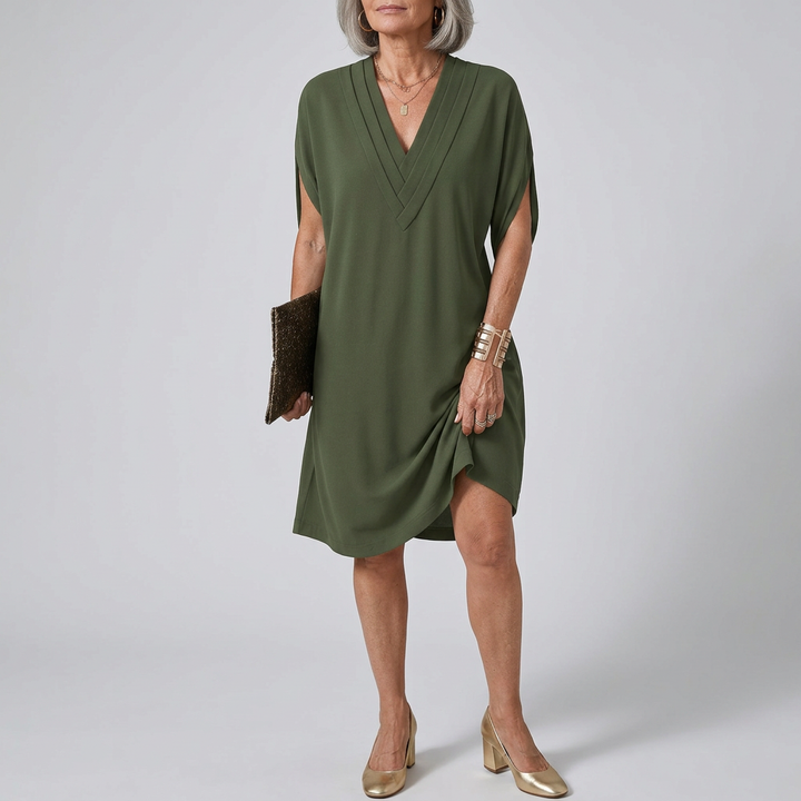 Hailey | Robe élégante à col V et jupe fluide