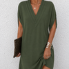 Hailey | Robe élégante à col V et jupe fluide