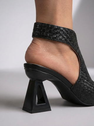 Aura | Escarpins tressés élégants au design sculptural